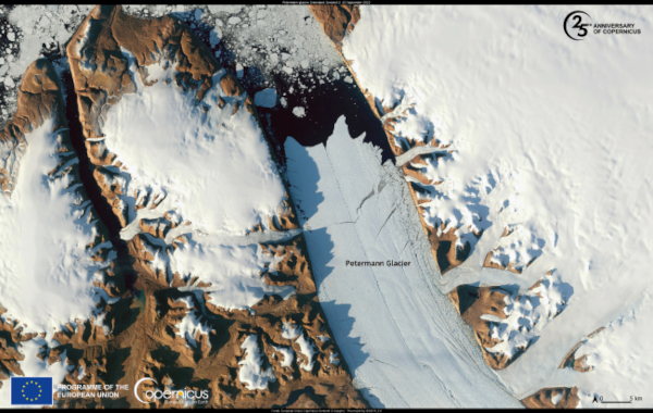 La fonte ultra-rapide du glacier Petermann (Groenland) // The ultra ...